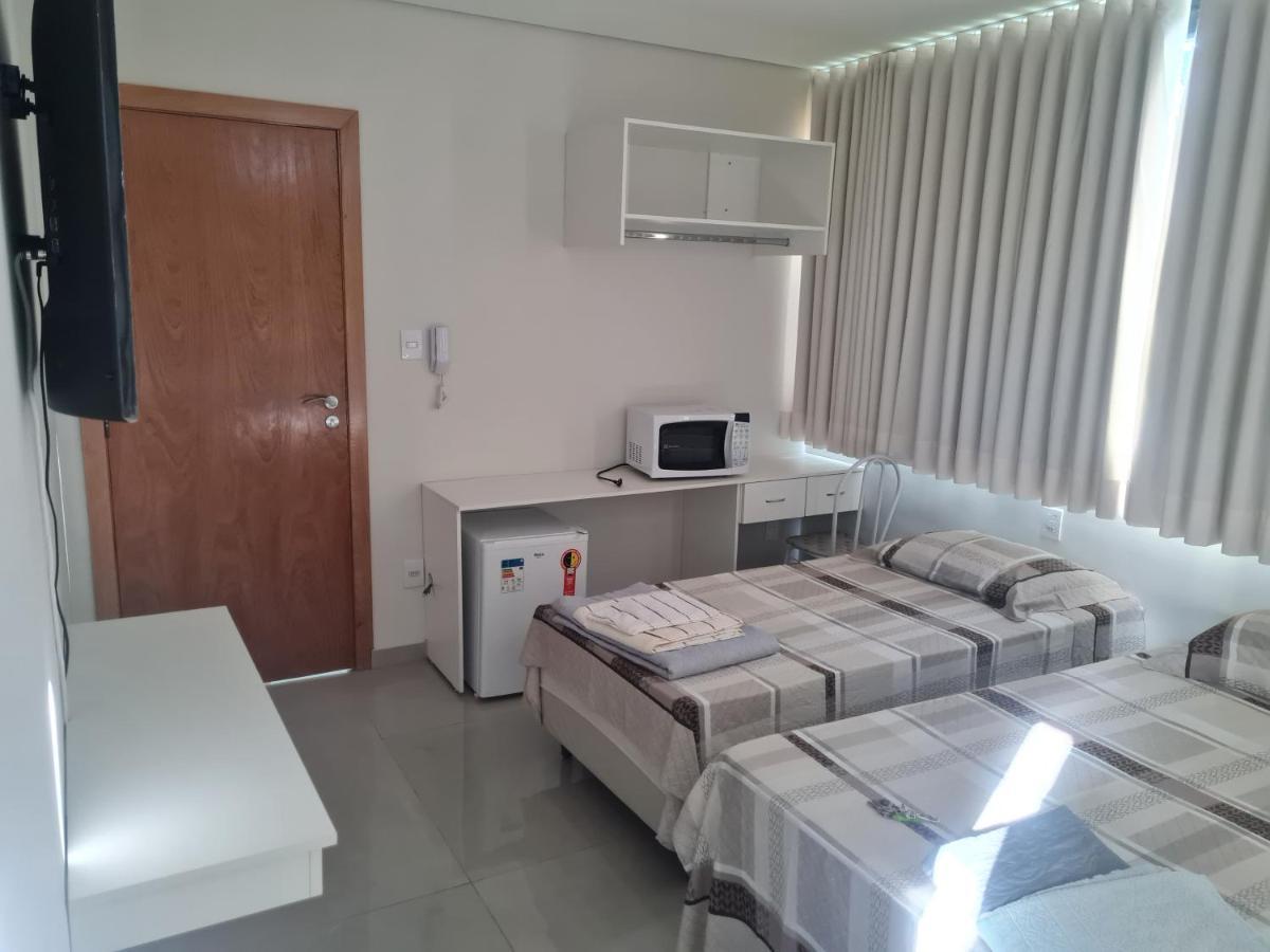 Hotel Pousada Avelar Ribeirão das Neves Exterior foto
